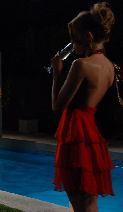 DA SENZA TETTE NON C’E’ PARADISO A LE DUE FACCE DELL’AMORE: L’ITALIA PURITANA EDULCORA LA FICTION SCANDALO?