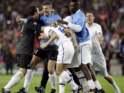 ASCOLTI TV DI MERCOLEDI 28 APRILE 2010: OLTRE 10 MILIONI E IL 34% DI SHARE PER L’IMPRESA STORICA DELL’INTER IN FINALE DI CHAMPIONS. RESTANO LE BRICIOLE PER TROY (15%) E SENZA TRACCIA (10%)