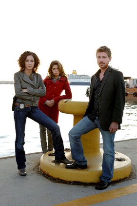 ASCOLTI TV DI MERCOLEDI 12 MAGGIO 2010: SQUADRA ANTIMAFIA RAGGIUNGE IL 21.33% E VINCE LA SERATA. PORTA A PORTA TIENE COL 18,6%. IL GALA’ DELL’ISOLA SPROFONDA AL 13,87%.