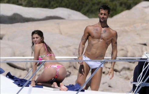 TG ESTIVI IN VERSIONE RIDOTTA, ECCO COME FAR SLOGGIARE IL GOSSIP DALL’INFORMAZIONE