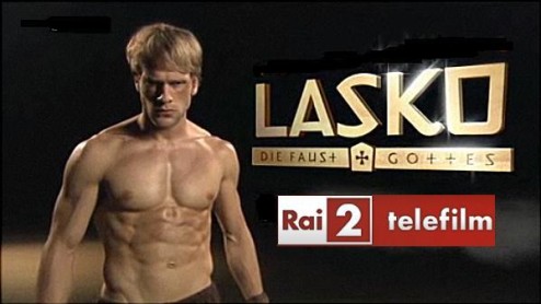 ASCOLTI TV DI MARTEDI 20 LUGLIO 2010: VINCE SEI GIORNI SETTE NOTTI CON IL 19.03%. SU RAI 2 BENE I TELEFILM TEDESCHI. I FRATELLI BENVENUTI FLOPPANO ANCHE SU RETE 4
