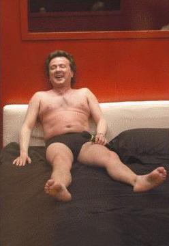 NAPOLI PRIMA E DOPO: PUPO SPODESTA LA BALIVO E CELEBRA LA MUSICA NAPOLETANA