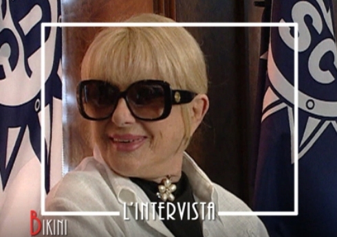 SANDRA MONDAINI ANNUNCIA: “SONO GUARITA!”