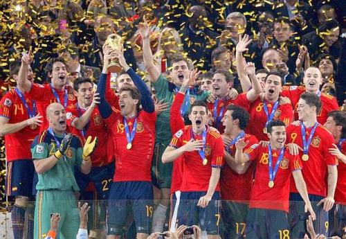 ASCOLTI TV DI DOMENICA 11 LUGLIO 2010: BOOM PER LA FINALE DEI MONDIALI DI CALCIO. IL 60.99% INCORONA I “CAMPEONES”. NOTTI MONDIALI CHIUDE AL 22.76%