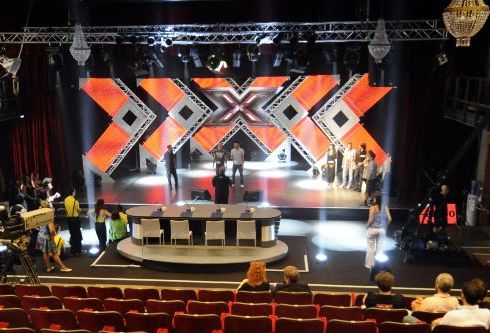 XFACTOR 4: SELEZIONATI I 24 SEMIFINALISTI, POCHI E NON BUONI PER LA CATEGORIA GRUPPI VOCALI, TATANGELO RIBATTEZZATA LADY TATA