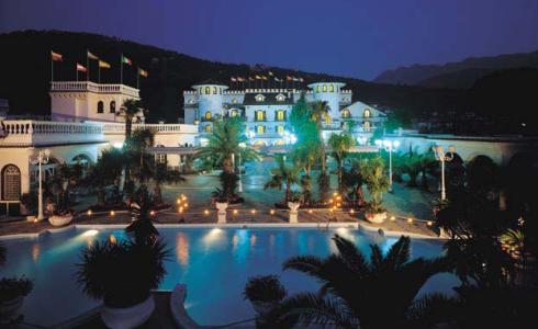 ASCOLTI TV DI VENERDI 23 LUGLIO 2010: STRAVINCE NAPOLI PRIMA E DOPO CON IL 25.66%. ANCORA MALE CANALE 5 AL 12.75%