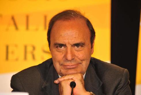 FESTIVAL DI SANREMO: LA RAI VUOLE BRUNO VESPA. LUI DECLINA L’INVITO