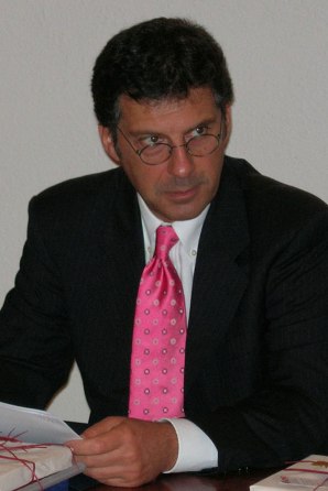 FESTIVAL DI SANREMO 2011: NEL TOTO-CONDUTTORI SPUNTA FABRIZIO FRIZZI