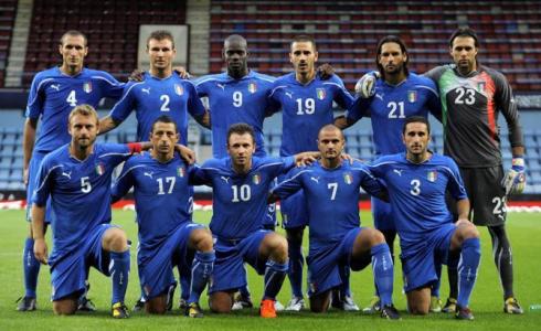 ASCOLTI TV DI MARTEDI 10 AGOSTO 2010: OLTRE 8 MILIONI PER L’ESORDIO AMARO DI PRANDELLI. GIORNATA DA DIMENTICARE PER CANALE 5