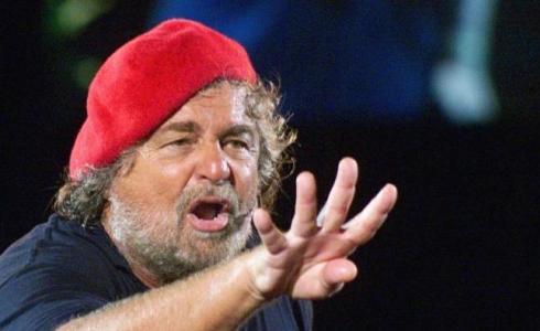 IL RITORNO IN TV DI BEPPE GRILLO PASSA PER LE ODIATE FREQUENZE DEL DIGITALE TERRESTRE.