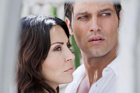 CALDO CRIMINALE: UN GIALLO PASSIONALE CON GABRIEL GARKO E SABRINA FERILLI