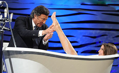 LUCA BARBARESCHI ATTACCA LA TV TRASH: “CON IL GRANDE FRATELLO L’ITALIA HA CREATO UN POPOLO DI LOBOTOMIZZATI”