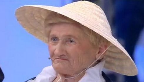 DM LIVE24: 19 FEBBRAIO 2013: CASCHETTO E SANREMO, ROSETTA E MARIA, ANTONELLA E LA PARANZA DI SILVESTRI, GIORNALISTI BBC IN SCIOPERO