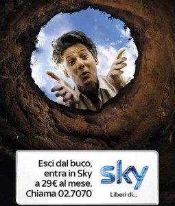 SKY SFIDA MEDIASET PREMIUM: FIORELLO PER LA PRIMA PUBBLICITA’ COMPARATIVA TRA LE DUE OFFERTE PAY.