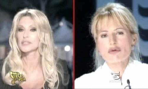 CONDUTTRICI ILLUMINATE: DOPO PAOLA FERRARI, CONTINUANO LE “APPARIZIONI” IN TV