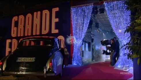 GRANDE FRATELLO 11 AL VIA: NEL TRIONFO DI DIALETTI, STEREOTIPI E FOLKLORE STUPISCE IL GIGOLO’ GIULIANO.