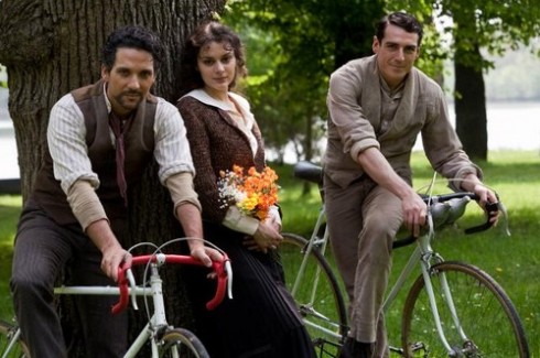 PREMIO TV 2011: LA LEGGENDA DEL BANDITO E DEL CAMPIONE E’ LA MIGLIOR FICTION.