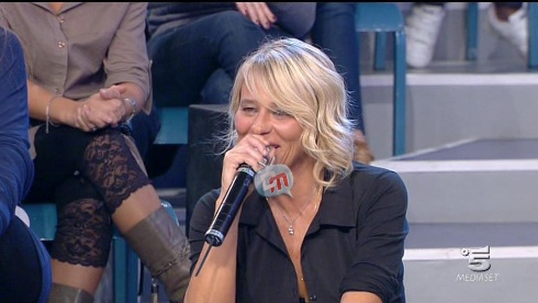 LA 5: DE FILIPPI SOSTITUISCE D’URSO. COME DM SUGGERITO, UOMINI E DONNE CAMBIA ORARIO