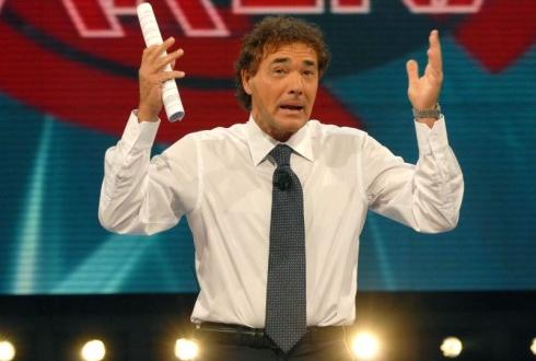 LA SFIDA DELLA DOMENICA: GILETTI E MARIA CARMELA CONTINUANO LA LOTTA ALL’ULTIMO PUNTO DI SHARE SULLA TRAGEDIA DI AVETRANA. LADY TATA DALLA CUCCA, JAMES BLUNT DALLA MONA