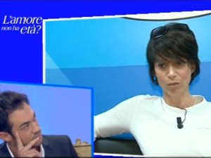 UOMINI E DONNE: L’AMORE NON HA ETA’ MA GIRA TUTTO INTORNO A BUBI, LA PIU’ADOLESCENTE TRA LE 40ENNI.