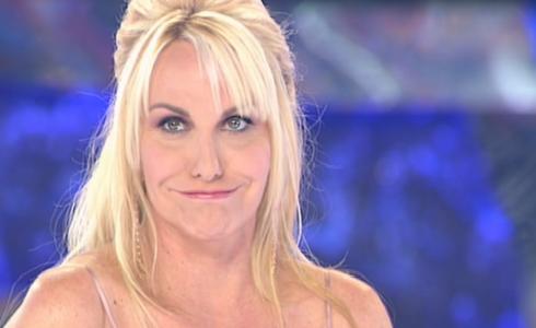 ASCOLTI TV DI MERCOLEDI 10 NOVEMBRE 2010: LA FINALE DI TI LASCIO UNA CANZONE AL 21.6%. CHI L’HA VISTO (12.6%) A UN PASSO DA CANALE5 (13.4%). LA PEREGO SFIORA IL 20%