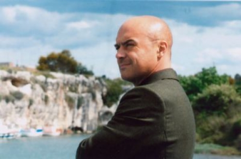 VIENI VIA SU RAI1: MASI SCHIERA IL COMMISSARIO MONTALBANO CONTRO FAZIO E SAVIANO. PER RIZZO NERVO E’ UN DRAMMA