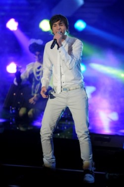 X FACTOR 4, I FINALISTI: DAVIDE MOGAVERO