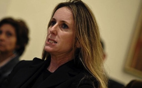 ARTICOLO 3, LA RAI SOSPENDE IL PROGRAMMA: FLOP DI ASCOLTI. E IL MINZO GONGOLA…