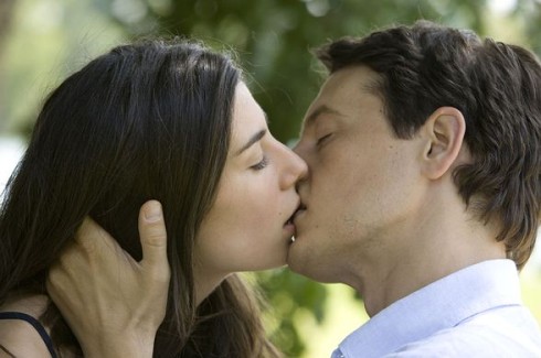 ASCOLTI TV DI DOMENICA 5 DICEMBRE 2010: PAURA D’AMARE SI CONFERMA VINCENTE (24,6%). REPORT (14,6%) SUPERA CANALE5 CON GHOST (13%). BOOM PER L’ARENA (26%). LA D’URSO (23%) BATTE LA CUCCARINI