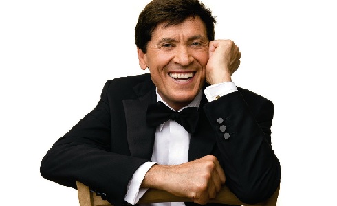 LA SFIDA DELLA DOMENICA: L’ARENA SALUTA AVETRANA E SI DEDICA A TELETHON, LORELLA CUCCARINI RITROVA GIANNI MORANDI