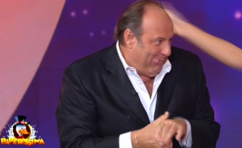 ASCOLTI TV DI MERCOLEDI 22 DICEMBRE 2010: TUTTI PAZZI PER PAPERISSIMA (22.81%), RESTANO IN POCHI PER LE COSE CHE RESTANO (15.46%). LA SECONDA DI KALISPERA AL 19.24% DISTANZIA PORTA A PORTA CON DE SICA E BELEN