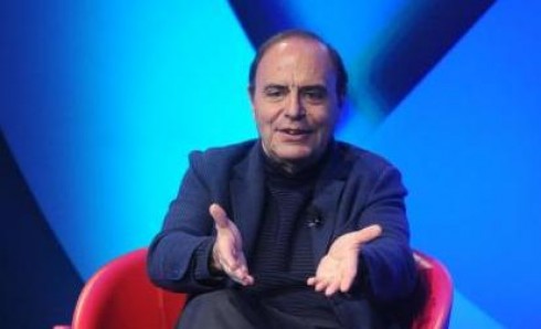 BRUNO VESPA PUNGE BERLUSCONI: METTA LE PALLE SUL TAVOLO E FACCIA LE GRANDI RIFORME (VIDEO)