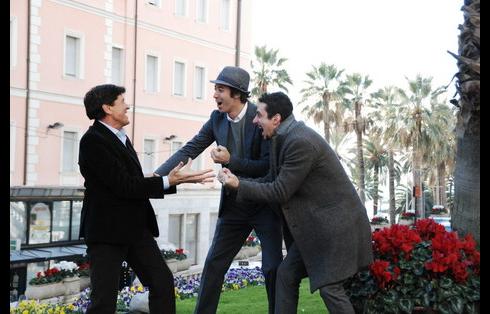 FESTIVAL DI SANREMO 2011: BELEN ED ELISABETTA ASSENTI GIUSTIFICATE ALLA CONFERENZA STAMPA. DE NIRO E TAKE THAT I PRIMI SUPER OSPITI