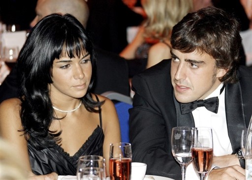 FESTIVAL DI SANREMO 2011: SUL PALCO MORGAN CON PATTY PRAVO, IN PLATEA ALONSO E BRIATORE.