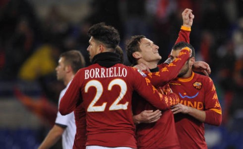 ASCOLTI SATELLITE DI SABATO 22 GENNAIO 2011: ROMA-CAGLIARI OTTIENE 1.040.000 SPETTATORI (4%), I SIMPSON AD ORA DI PRANZO TOCCANO QUOTA 240.000.