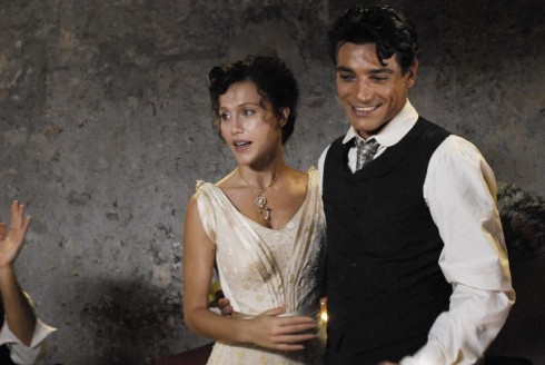 ASCOLTI TV DI DOMENICA 9 GENNAIO 2011: ROSSELLA SU RAI1 (20%) UMILIA MARIA CARMELA SU CANALE5. SOLO 2,5 MLN E IL 12.75% PER STASERA CHE SERA! WILD AL 13%, PAST LIFE ALL’8.5%