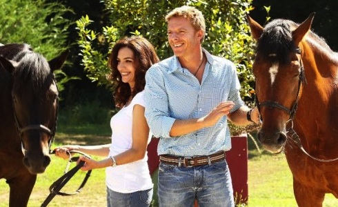 ASCOLTI TV DI MARTEDI 4 GENNAIO 2011: LA PIVETTI LANCIA L’SOS BEFANA (16.39%) PER RAI1 E GLI SPETTATORI SI RIFUGIANO AL DI LA DEL LAGO (18.09%)