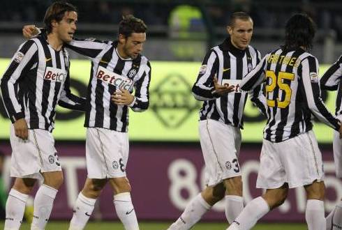 ASCOLTI SATELLITE DI SABATO 5 FEBBRAIO 2011: 1.650.000 CALCIOFILI ASSISTONO ALLA RINASCITA DELLA JUVENTUS, IN 220.000 PER L’ESORDIO DELL’ITALIA AL SEI NAZIONI DI RUGBY.