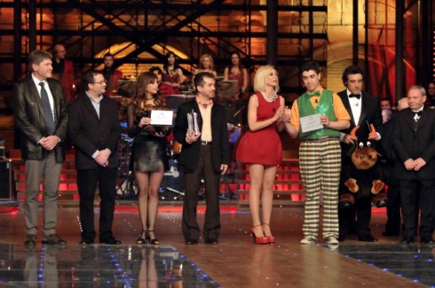 FLAVIO INSINNA VS ANTONELLA ELIA, DUALISMO MEDIATICO O CONFLITTO REALE?