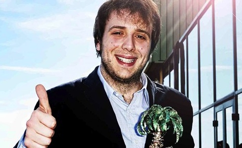 EUROVISION SONG CONTEST 2011: RAPHAEL GUALAZZI, VINCITORE DEL FESTIVAL DI SANREMO 2011 SEZIONE GIOVANI, RAPPRESENTERA’ L’ITALIA