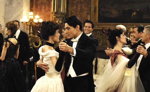 ASCOLTI TV DI MARTEDI 1 FEBBRAIO 2011: ROSSELLA VINCE (20.7%) E BALLARO’ (18.27%) LA SEGUE A RUOTA, IL COSMO SUL COMO’ AL 16%