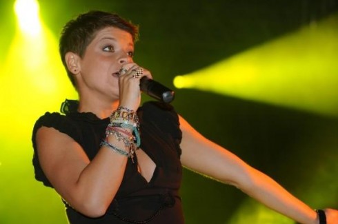 BOOM! AMICI: ALESSANDRA AMOROSO, EMMA MARRONE, ROBERTO VECCHIONI E FIORELLA MANNOIA PER LA FINALISSIMA.