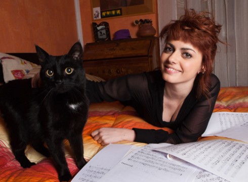 AMICI: NELLE CLASSIFICHE DI VENDITA ANNALISA SCARRONE SUPERA VIRGINIO SIMONELLI