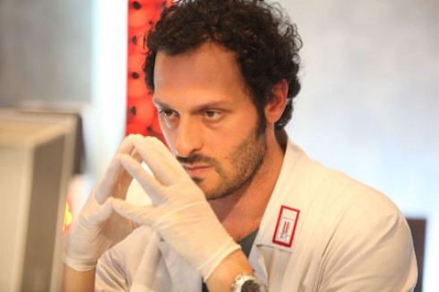 ASCOLTI TV DI MARTEDI 22 MARZO 2011: UN PODIO DA 16% CON RIS ROMA (16.89%), CUGINO E CUGINO (16.45%) E BALLARO’ (16.85%). L’ISOLA AL 14%, SCARSO DEBUTTO PER FENOMENAL (7%).