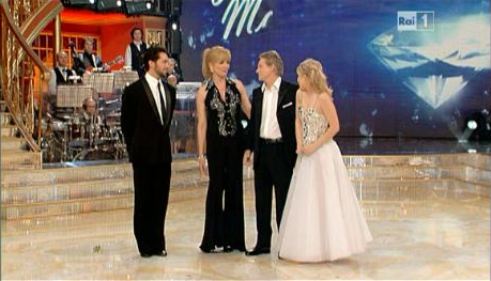 ASCOLTI TV DI SABATO 26 MARZO 2011: SENZA CALCIO LA CORRIDA CRESCE AL 21.27%, BALLANDO AL 26.29%. RECORD PER L’ISOLA (10.31%) E TOP OF THE POPS (9.98%)