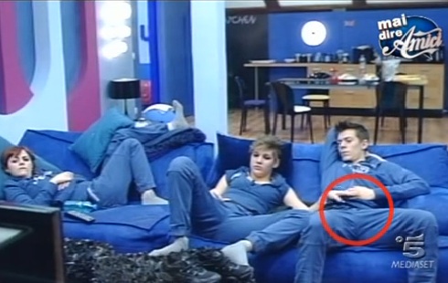 MAI DIRE AMICI: FRANCESCA NICOLI’ E IL SUO PASSATEMPO PREFERITO (FOTO)