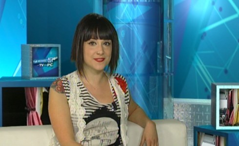 TAMARREIDE: SUL PULLMAN DEI COATTI DI ITALIA 1 ARRIVA KETTY