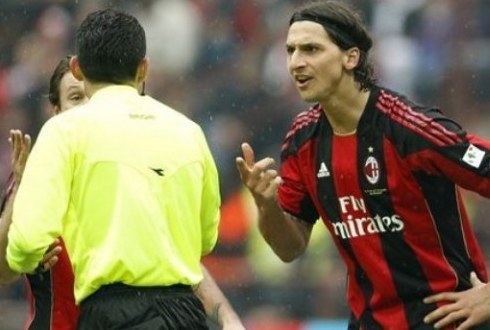 ASCOLTI SATELLITE DI DOMENICA 13 MARZO 2011: MILAN-BARI CON 1.400.000 SPETTATORI (6.2%) E’ IL MATCH PIU’ VISTO. IL POSTICIPO PARMA-NAPOLI NE RACCOGLIE 1.1 MLN.