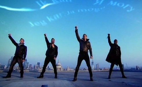 TOP OF THE POPS: I BLUE PRESENTANO IL BRANO PER L’EUROVISION SONG CONTEST ‘I CAN’