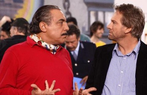 ASCOLTI TV DI MARTEDI 8 MARZO 2011: BASTANO 4,8 MLN DI SPETTATORI (18.29% – 19.63%) A CUGINO E CUGINO PER VINCERE LA SERATA, FLOP PER IL SANGUE E LA ROSA A QUOTA 2,3 (9.6%). BALLARO’ AL 17%, IL CONTRATTO SOTTO L’1%.